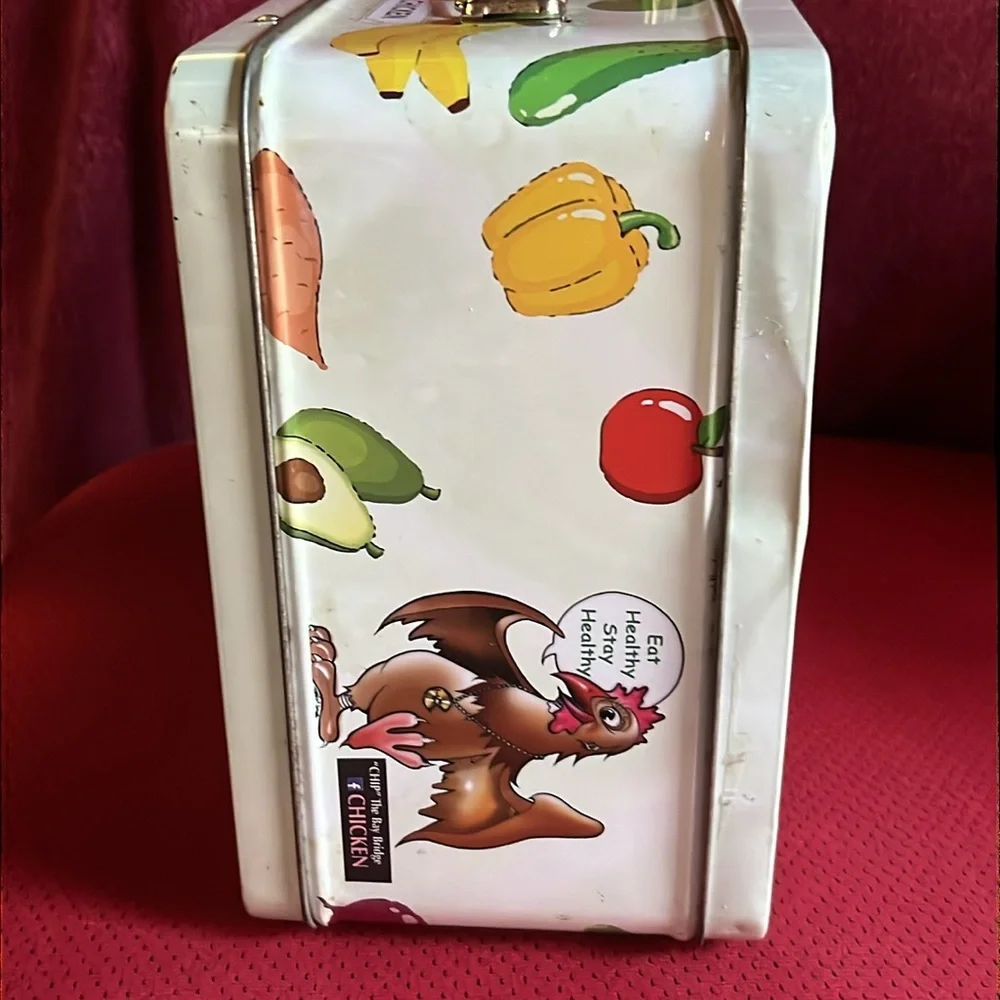 Vintage Chip the Bay Bridge Chicken lunch box, San Francisco  Colorful